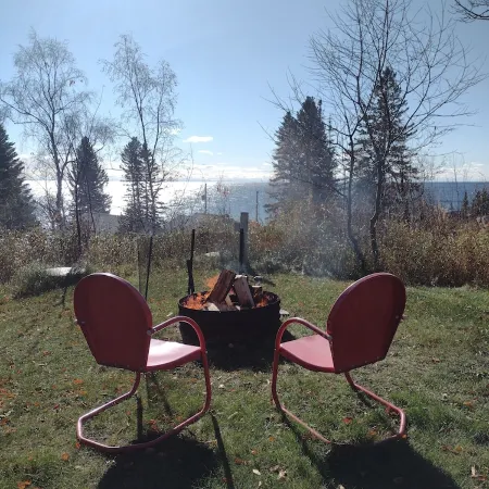 "Scotch Pine":  Classic North Shore Cabin Near Grand Marais