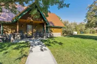 Exclusive Riverfront Eden Ranch! Pet Friendly! Hôtels à proximité de : Nordic Valley Ski Resort