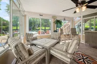 Glass Porch Cottage Lake Freeman