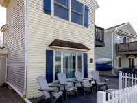 Peace and Quiet at the South Shore! with Lake Access and Dock for Boat. Hotels in Conesus