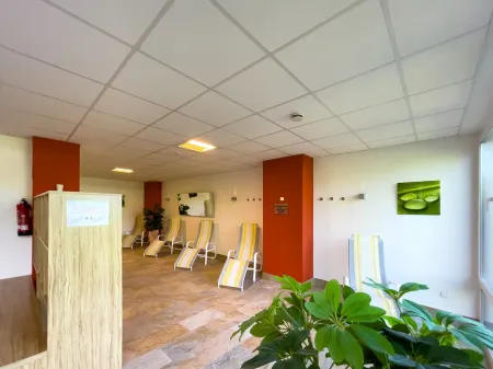 FeWo Längl - modern "Alpenguck" apartment with pool and sauna in the Allgäu