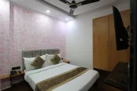 Hotel Twamev Couple Friendly Laxmi Nagar Hotels in East Delhi