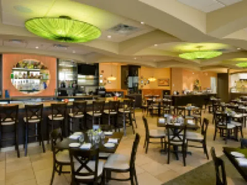 ヒルトン ガーデン イン マンカト ダウンタウン マンケートーのホテル