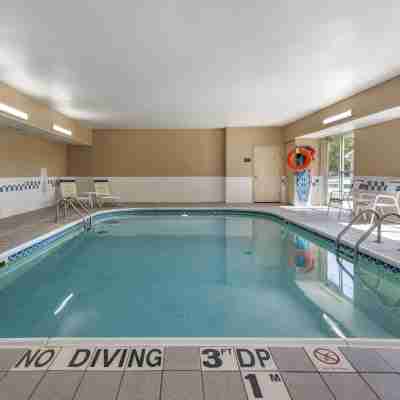 Comfort Suites Terre Haute University Area Fitness & Recreational Facilities
