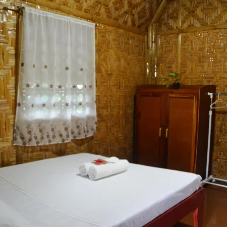 Victordelia Hilltop Hostel