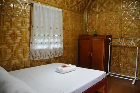 Victordelia Hilltop Hostel