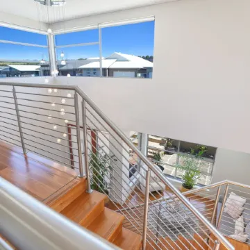 Entire Ocean View Shell Cove Mansion - Sleeps 16 guests 5 minute from the beach!