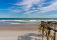 ALL'S WELL at this Beautiful, Ocean-Front Oasis