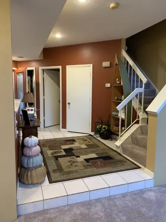 Charming Rustic Townhome in the Heart of the Villages at Seven Springs