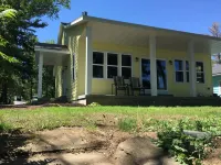 Sunflower House on Lake Wissota - 4-Star