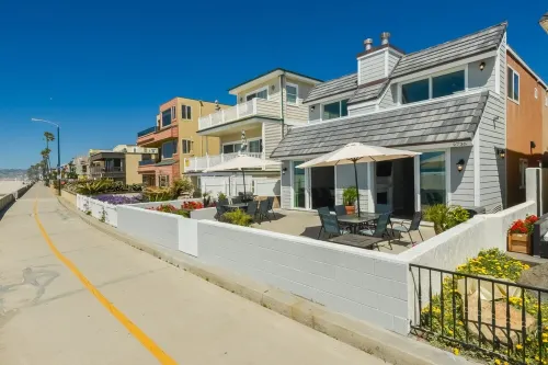 South Mission Beach Oceanfront condo on the sand