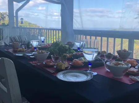 Hotel Suenaga Отели рядом с достопримечательностью «Mount Yonaha»