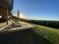 Catskills Mountaintop House w/ HOT TUB and VIEWS!