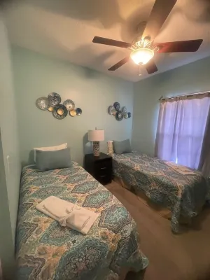 Reduced Rates for Rest of Season!! Beautiful Condo!