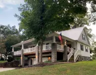 Wedding Parties & Family Reunions Welcome!<br>Spacious-Private-Ample Parking