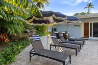 Heated Salt Pool, Steps to Beach, Hot Tub, Games