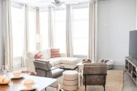 King size bed in Jennings #208