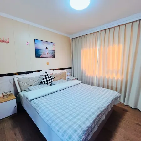 Xiaoyu Daily Rental Homestay (Jianshe Street 26)
