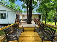 Deluxe Retreat-HTub-Pool Table-Fire Pit-Sauna-Gym Các khách sạn ở Albany