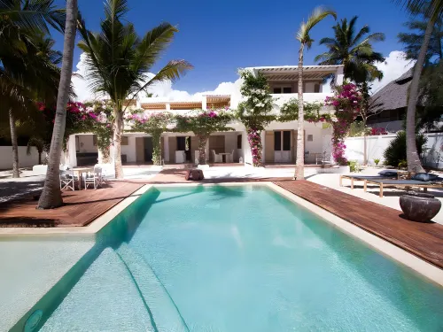 Uzuri Boutique Hotel - Pet friendly