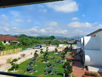 Olly De Home Ent Hotels in Batu Gajah