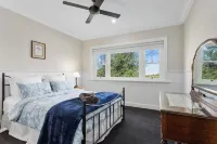 Sawmill Cottage in Icy Creek