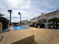 Quesada Holiday Bungalow - piscina