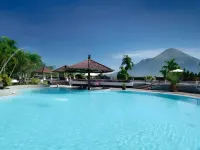 Grand Whiz Hotel Trawas Mojokerto Ξενοδοχεία στην πόλη Trawas