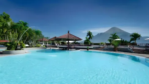 Grand Whiz Hotel Trawas Mojokerto
