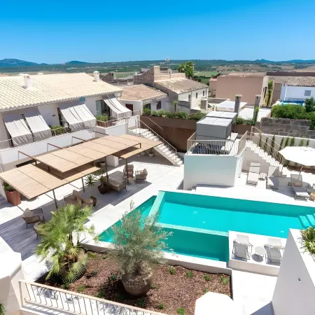 Ynaira Hotel & Spa