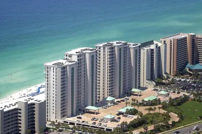 Beachfront Corner Lobby Unit/Pools & Hot Tubs/Keyless Entry/Smart TV/BBQ/King/WD