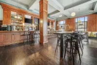 Graduate by Hilton Berkeley - bar