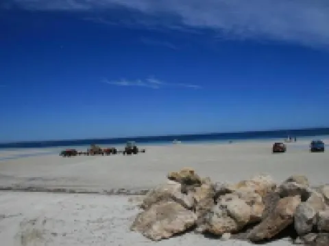 Sunset Lodge - Hardwicke Bay Hotels in Warooka