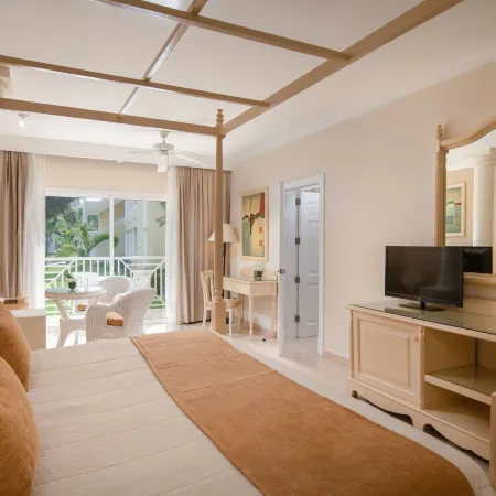 Bahia Principe Explore El Portillo - All Inclusive
