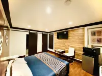 Casa Blanca Inn & Suites Hotels in Whittier