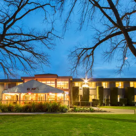 Forrest Hotel & Apartments