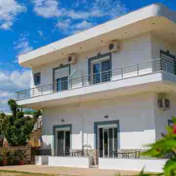 Hotel Chris Hotel Exterior