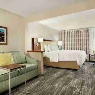 Hampton Inn Findlay Rooms