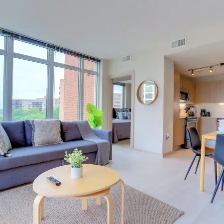 DC Getaway Comfort Apartments Отели рядом с достопримечательностью «Могила Неизвестного Солдата»