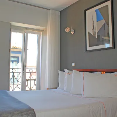 Vivacity Porto - Rooms & Apartments Hotels near Paris Galleries Street