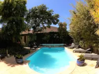 La Villa Carcassonne Отели в г. Каркасон