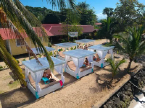 ยาริสโนริ โรงแรมในโบกาสเดลโตโร