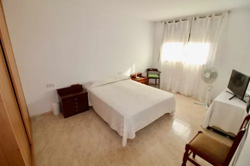 Beautiful apartment with terrace and swimming pool 1300m from Vilafortuny beach - Kitchens