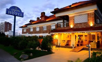 Hotel Ajax
