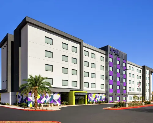 Spark by Hilton Las Vegas Airport Hotels near Bass Pro Shops