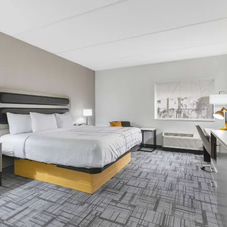 La Quinta Inn & Suites by Wyndham Jacksonville Mandarin