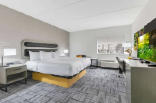 La Quinta Inn & Suites by Wyndham Jacksonville Mandarin