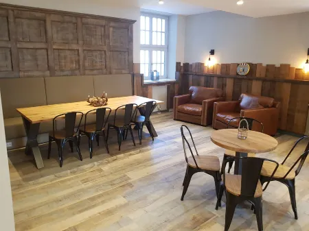 Quartier96 - Boardinghouse Emden Отели рядом с достопримечательностью «Osaka»