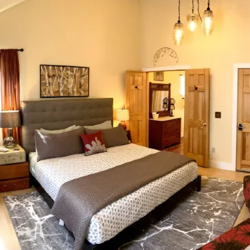 Bell in the Woods B&B Отели в г. Сьюард