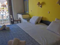 Sissi Mare Apartments Hotels in Vrachasi